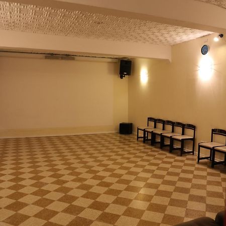 Ostello Della Gioventu Benacus Riva del Garda Buitenkant foto